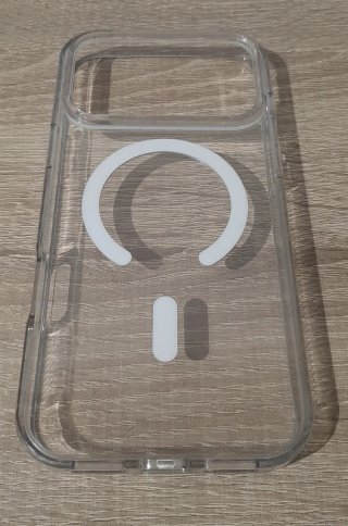 iPhone 17 Pro Max Plata (en persona)