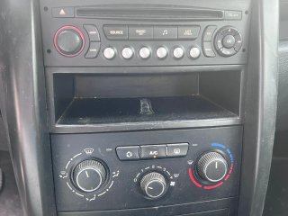 Peugeot 207 2010