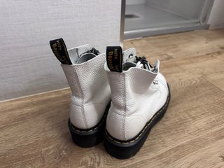 Botas Dr. Martens Blancas Talla 40