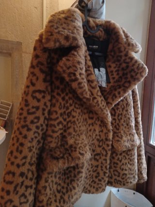 Abrigo Pelo Sintético Leopardo Pull&Bear