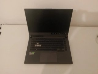 ASUS ROG Strix G15 Gaming Laptop + Ventiladores