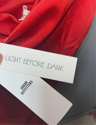 Vestido rojo seda Urban Outfitters