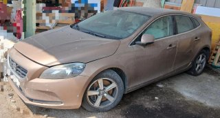 URGE. Volvo V40 2014 2.0 D3 150cv.