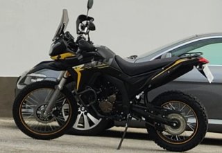 Voge 300 Rally Adventure/Enduro Moto Abril 2026