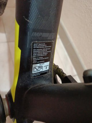 Bicicleta Scott RC Negra y Amarilla