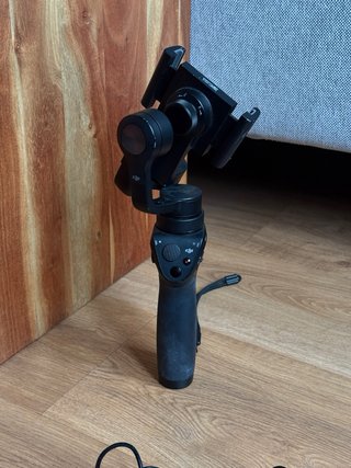 Estabilizador DJI Osmo Mobile Gimbal 3 Ejes