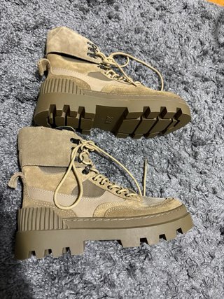 Botas militares Zara beige