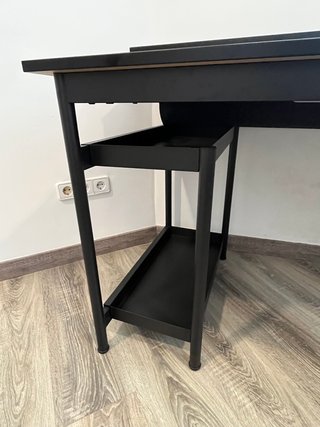 Escritorio IKEA MULLSJÖ