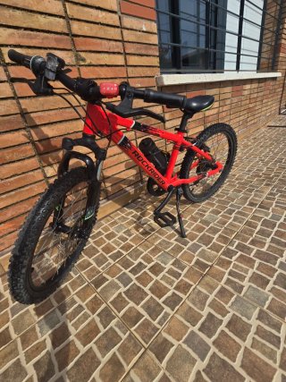 Bicicleta Rockrider ST 900 20