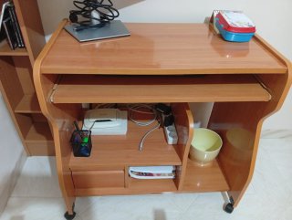 Mesa de Ordenador de Madera