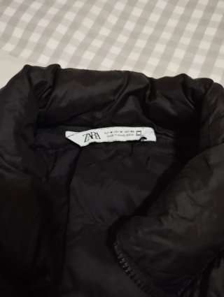 Chaqueta Zara acolchada negra