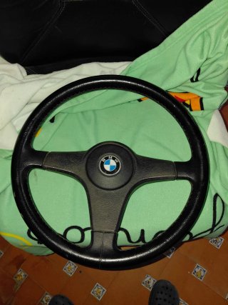 Volante BMW E30 Sport