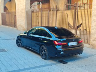 BMW 330i M Sport NACIONAL SOLO 79000 km