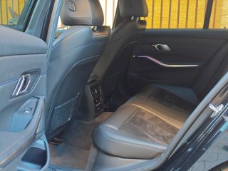 BMW 330i M Sport NACIONAL SOLO 79000 km