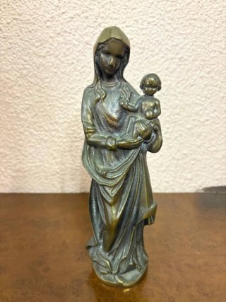 Escultura Virgen con el Niño en Bronce