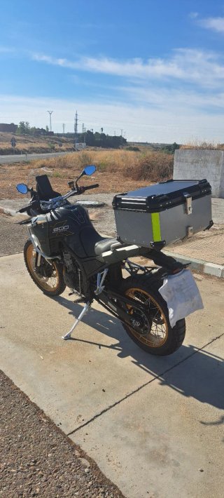 Moto Kove 800 X Pro