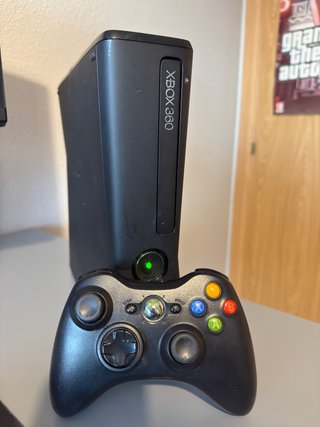 Xbox 360 Slim Negra