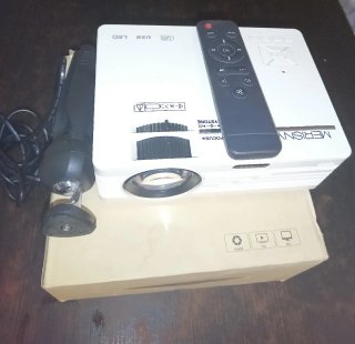 Mini proyector Merisny blanco
