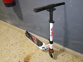 Patinete con diseño de bandera británica