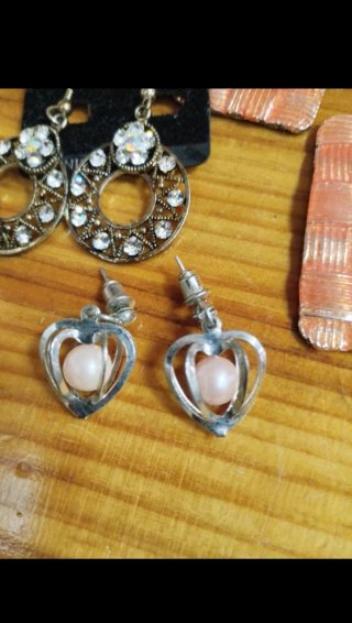 Lote de 6 pares de pendientes variados