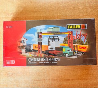 Grúa Pórtico Faller 13144 H0