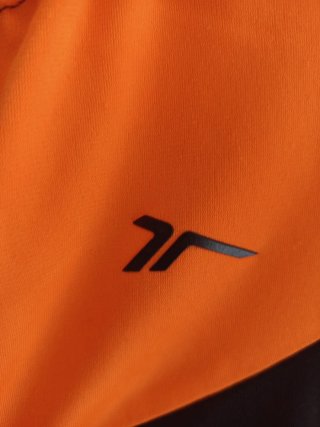Sudadera Tenth ligera y con capucha Talla M