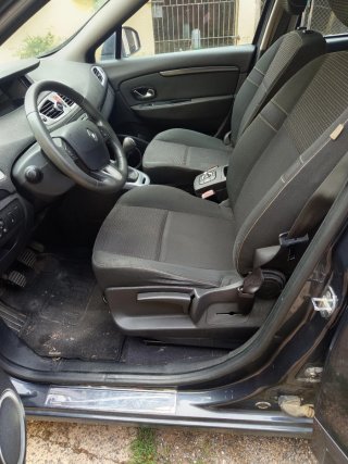 Renault Grand Scenic 2010