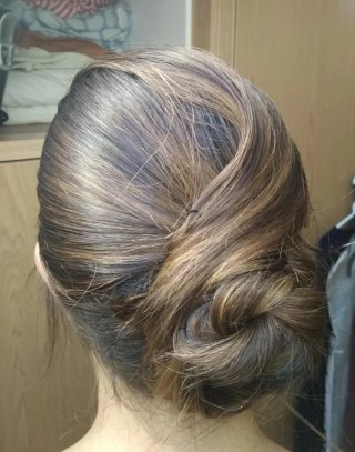 Peluquera a domicilio. E