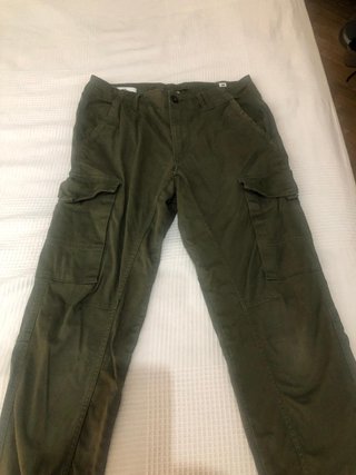 Pantalón Cargo Verde Oliva Talla M