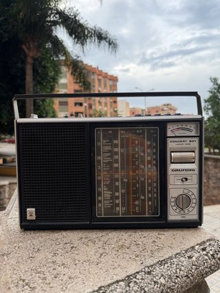 Radio Grundig Concert Boy Luxus 1500
