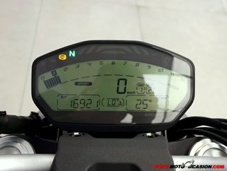 DUCATI MONSTER 821 DARK ¿A2?