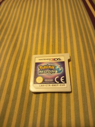 Pokémon Luna (Nintendo 3DS)