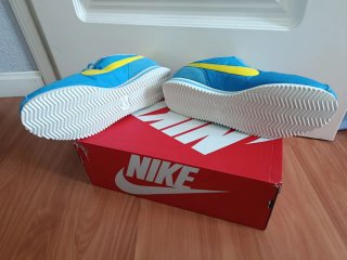 Nike Cortez Azul y Amarillo