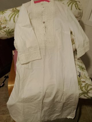 Vestido blanco con bordados