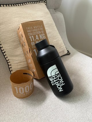 Botella The North Face negra NUEVA