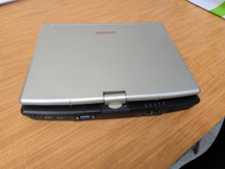 Portátil Toshiba Portégé M200