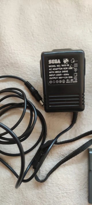 ( LEER ) Sega Game Gear + 3 juegos (para reparar)
