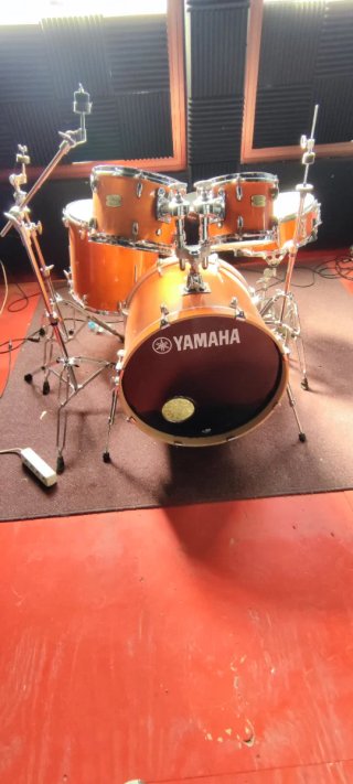Batería Yamaha Stage Custom
