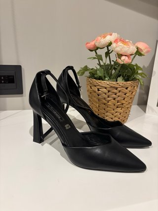 Zapatos de salón negros Primadonna