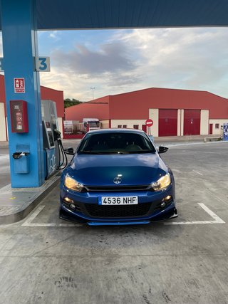 Volkswagen Scirocco 2.0 TSI 210 CV DSG Azul