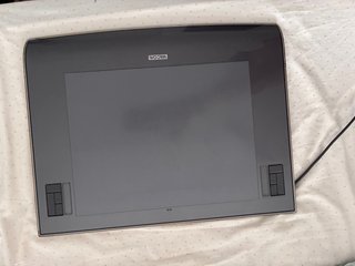 Tableta Gráfica Wacom PTZ-936