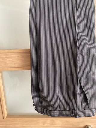 Traje de fallero rayas grises y negras