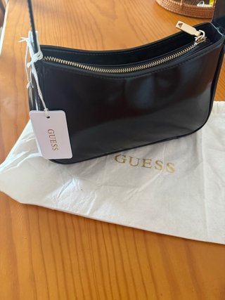 Bolso Guess Negro NUEVO CON ETIQUETAS