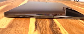 iPad Pro M4 256GB 5G + Logitech Combo + Apple Penc