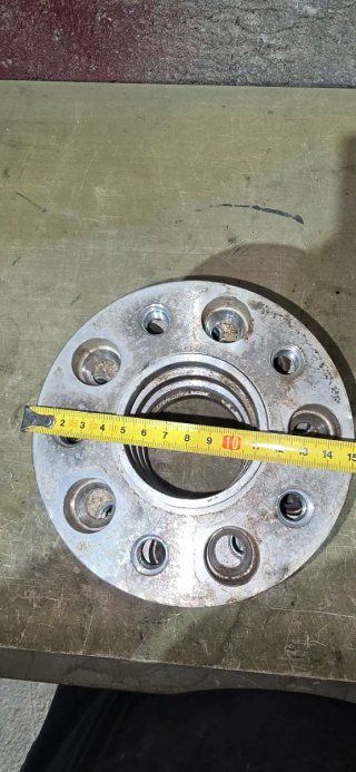 Separadores de rueda metálicos