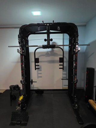 Multiestación de musculación Smith .