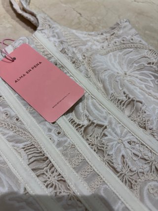 Vestido blanco de encaje