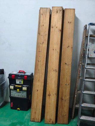Tablones de pino macizo