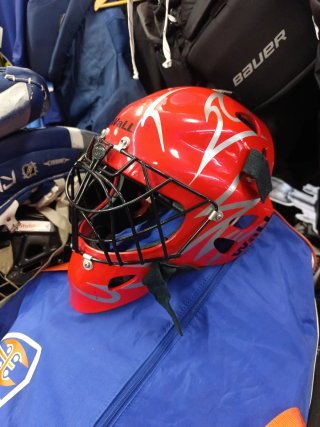 Casco Portero Hockey Rojo WALL