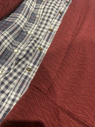 Conjunto Kimono Burdeos y Camisa de Cuadros